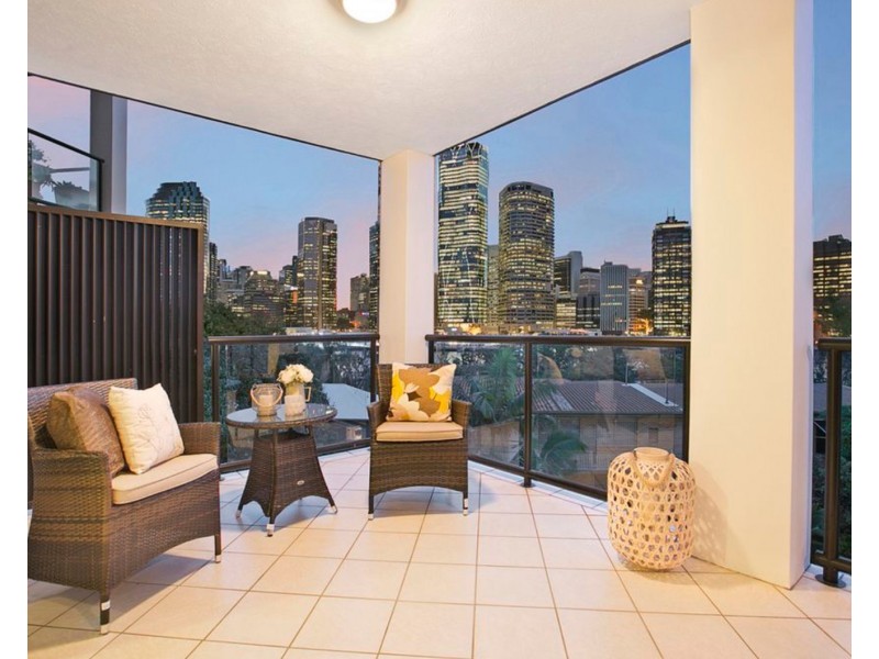 52/54 MacKenzie Street, Kangaroo Point QLD 4169