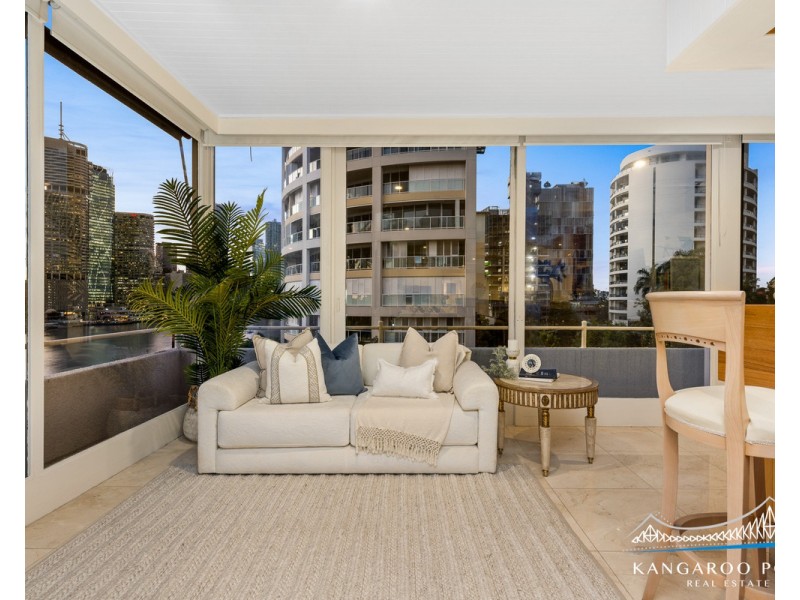 29/27 Pixley Street, Kangaroo Point QLD 4169