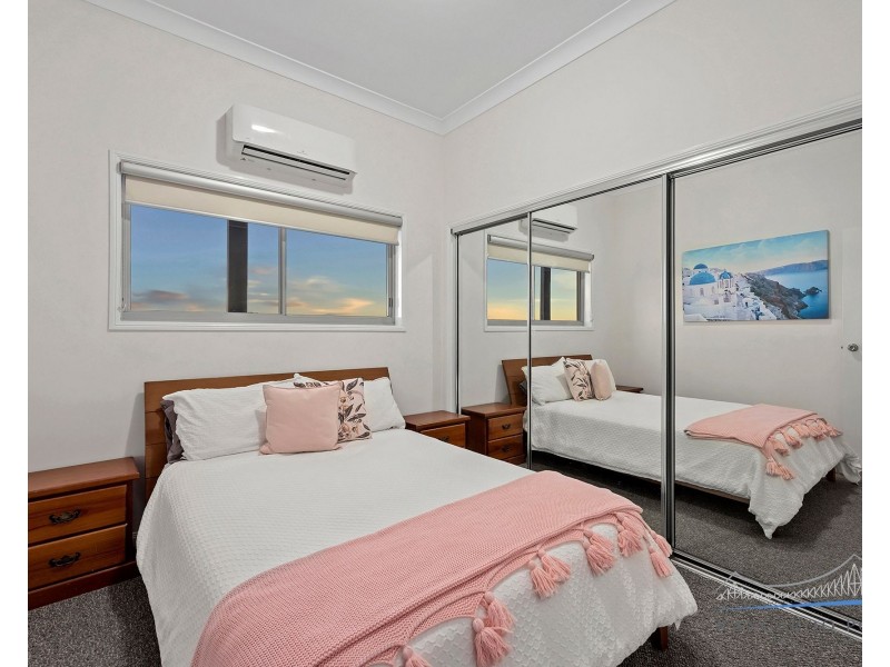 27/19 Thorn Street, Kangaroo Point QLD 4169