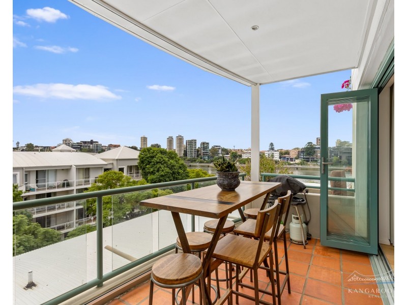 34/10 Goodwin Street, Kangaroo Point QLD 4169