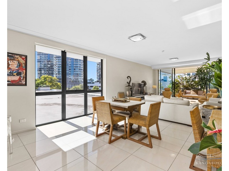 214/35 Ferry Street, Kangaroo Point QLD 4169