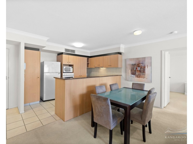 24/45 Deakin Street, Kangaroo Point QLD 4169