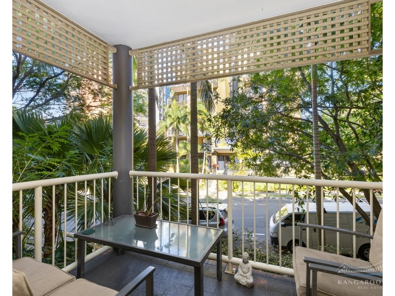 112/85 Deakin Street, Kangaroo Point QLD 4169