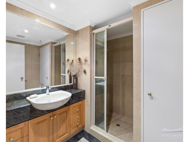 47/8 Goodwin Street, Kangaroo Point QLD 4169