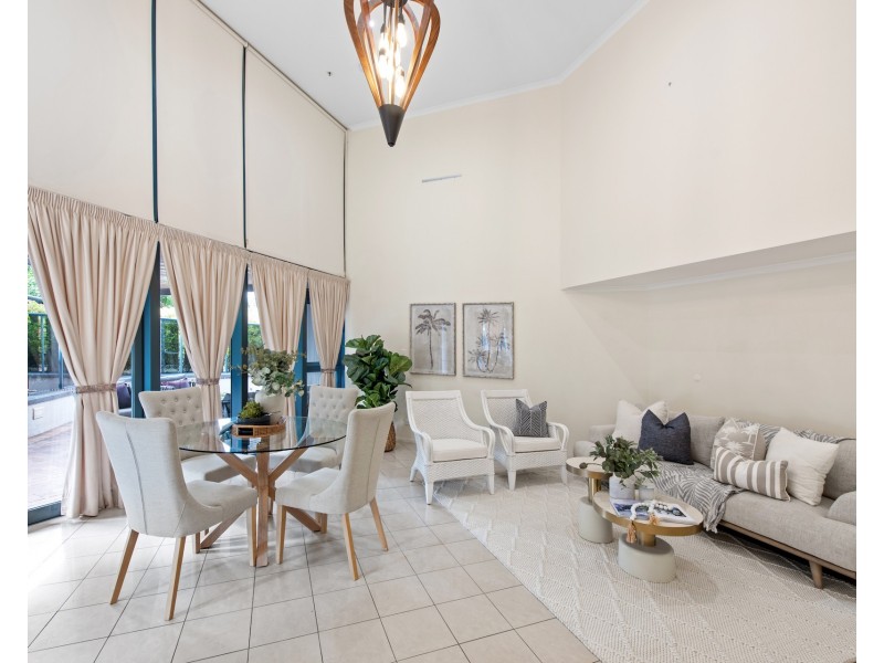 14/2 Goodwin Street, Kangaroo Point QLD 4169