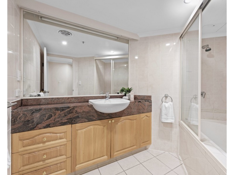 14/2 Goodwin Street, Kangaroo Point QLD 4169