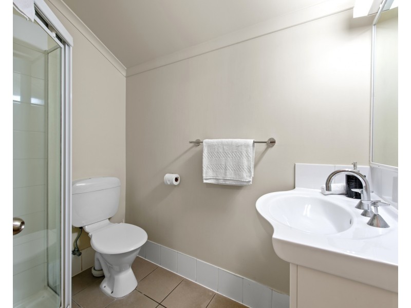 352/85 Deakin Street, Kangaroo Point QLD 4169