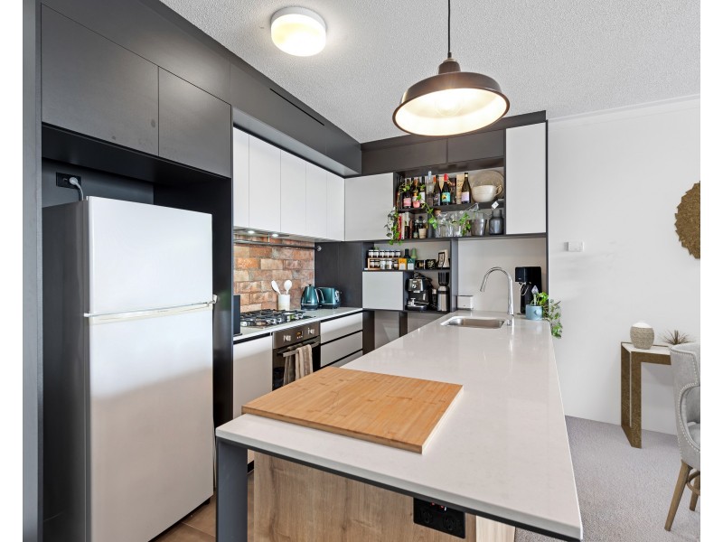 21001/11 Beesley Street, West End QLD 4101