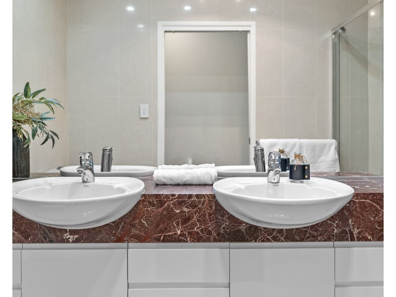 42/78 Cairns Street, Kangaroo Point QLD 4169