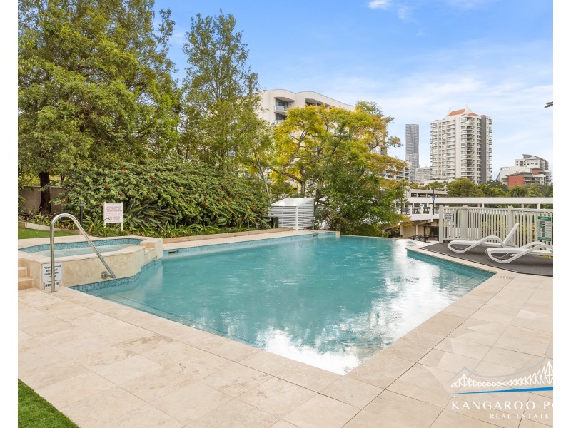 42/78 Cairns Street, Kangaroo Point QLD 4169