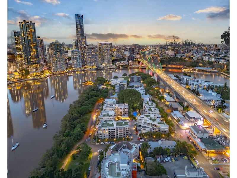 4/16 Bright Street, Kangaroo Point QLD 4169