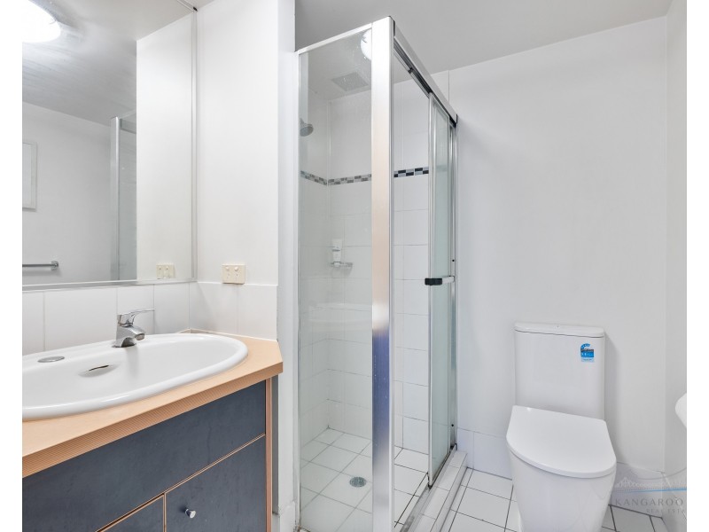 33/15 Goodwin Street, Kangaroo Point QLD 4169