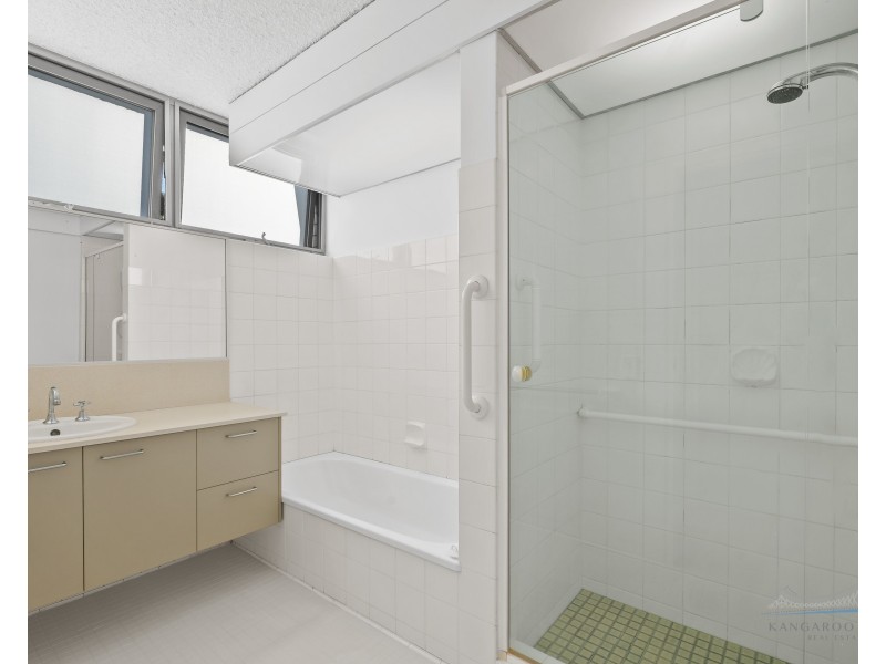 6/90 Lambert Street, Kangaroo Point QLD 4169