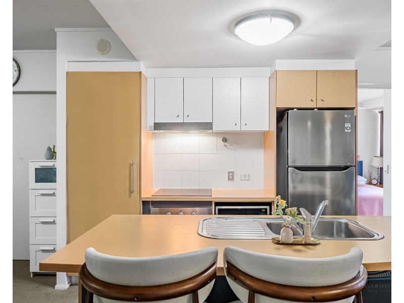 32/15 Goodwin Street, Kangaroo Point QLD 4169