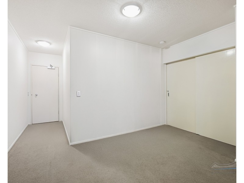 32/15 Goodwin Street, Kangaroo Point QLD 4169