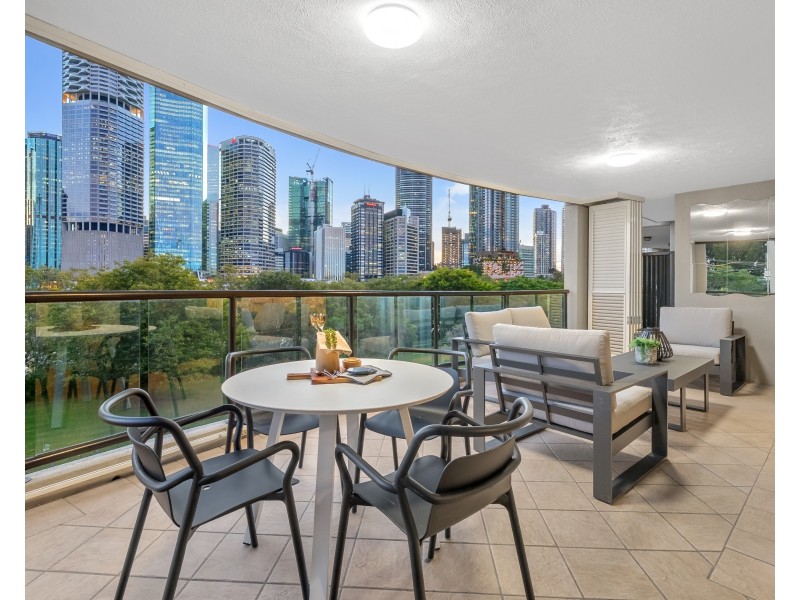 311/36 MacDonald Street, Kangaroo Point QLD 4169