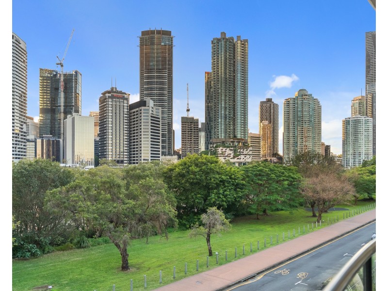 311/36 MacDonald Street, Kangaroo Point QLD 4169