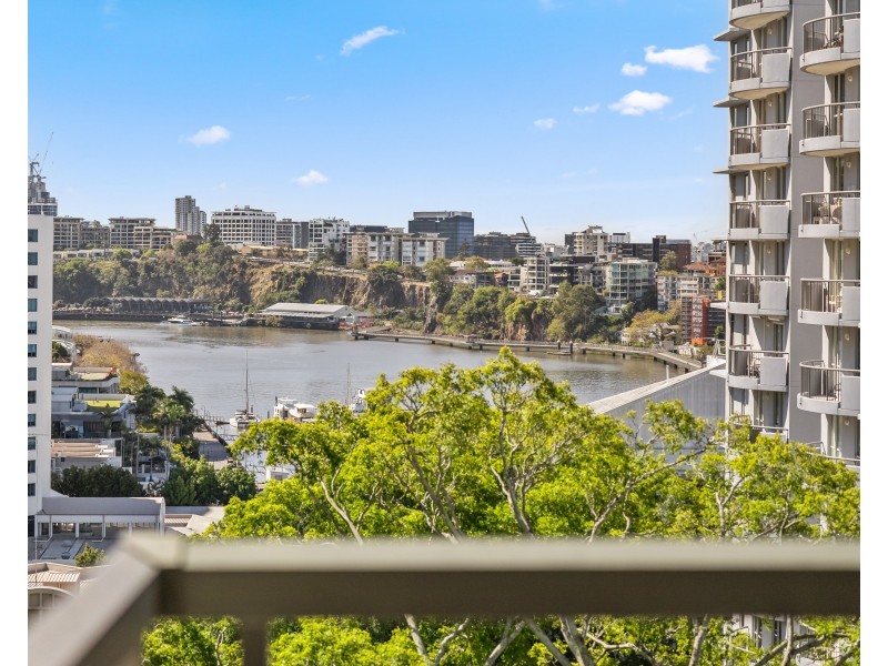 13/90 Lambert Street, Kangaroo Point QLD 4169