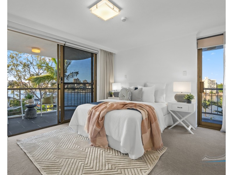 4/77 Cairns Street, Kangaroo Point QLD 4169