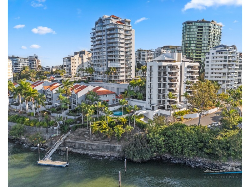 4/77 Cairns Street, Kangaroo Point QLD 4169