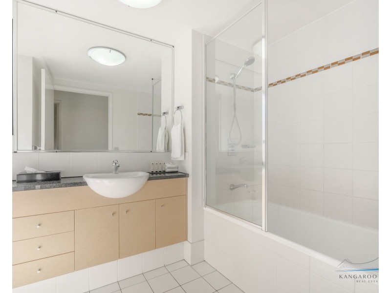 94/15 Goodwin Street, Kangaroo Point QLD 4169