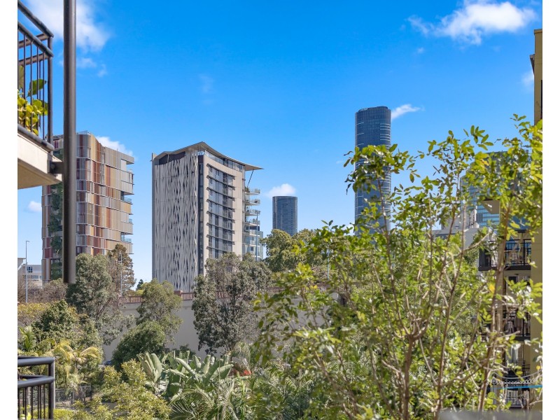 94/15 Goodwin Street, Kangaroo Point QLD 4169