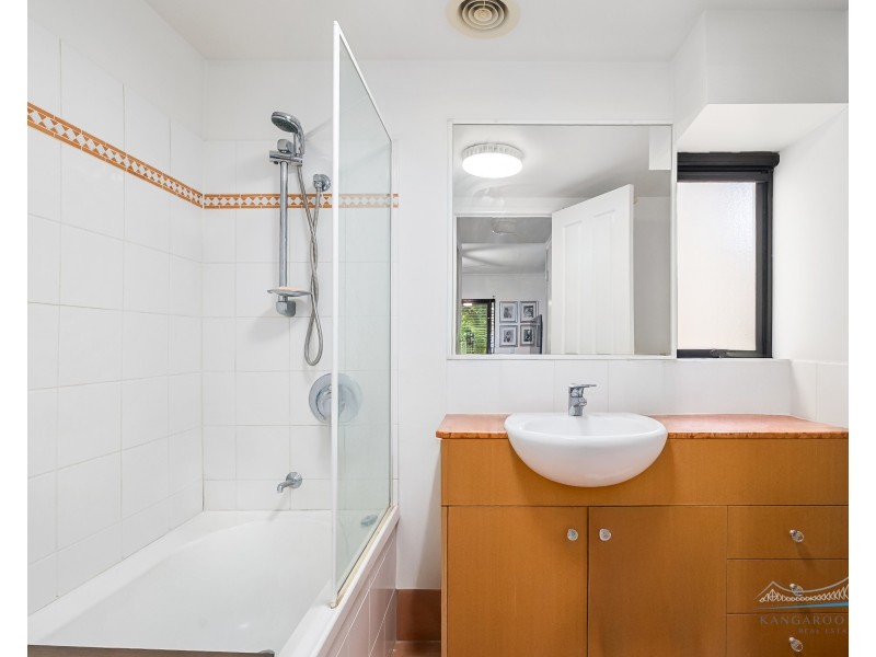 5/64 Lambert Street, Kangaroo Point QLD 4169