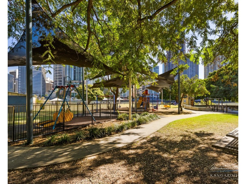 2302/25 Anderson Street, Kangaroo Point QLD 4169