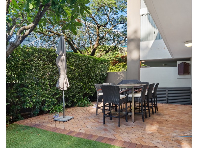 101/98 Holman Street, Kangaroo Point QLD 4169