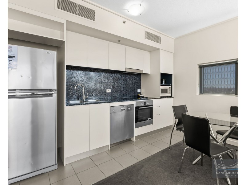 261/18 Tank Street, Brisbane City QLD 4000