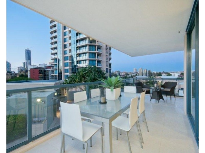19/42 Ferry Street, Kangaroo Point QLD 4169