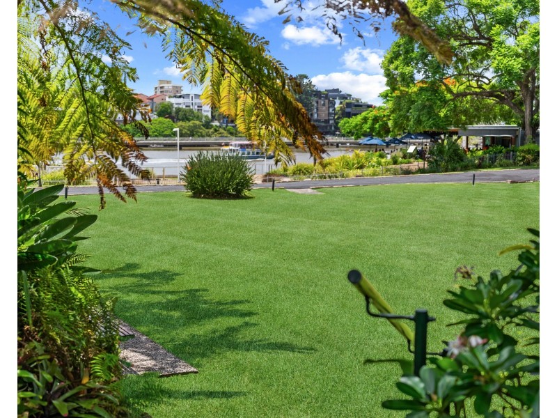 4202/15 Anderson Street, Kangaroo Point QLD 4169
