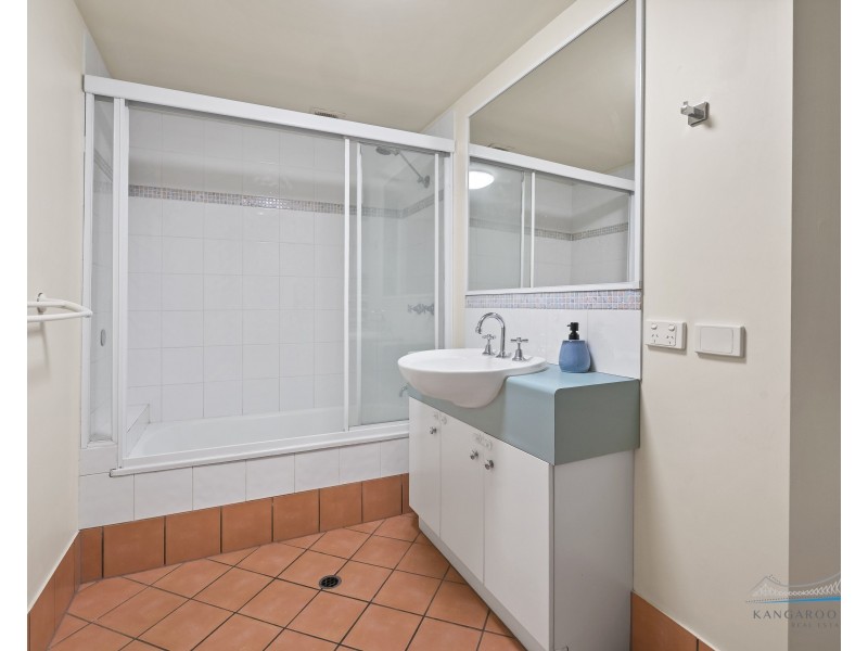 12/219 Wellington Road, East Brisbane QLD 4169