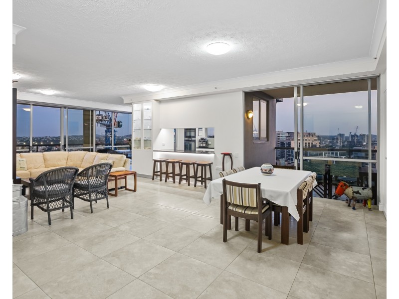 45/30 O’Connell Street, Kangaroo Point QLD 4169