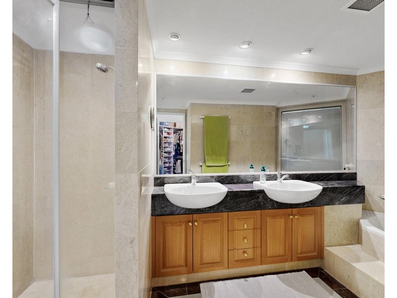 19/8 Goodwin Street, Kangaroo Point QLD 4169
