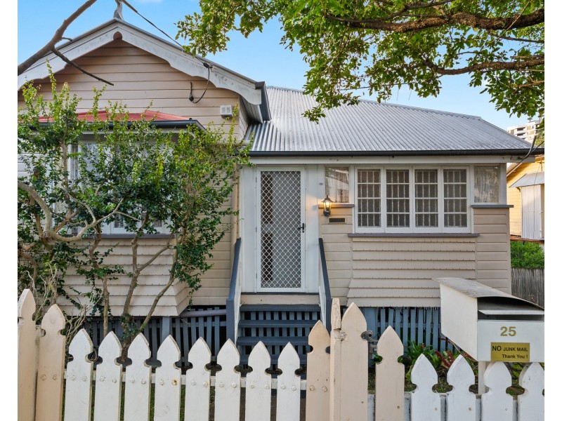 25 Taylor Street, Woolloongabba QLD 4102