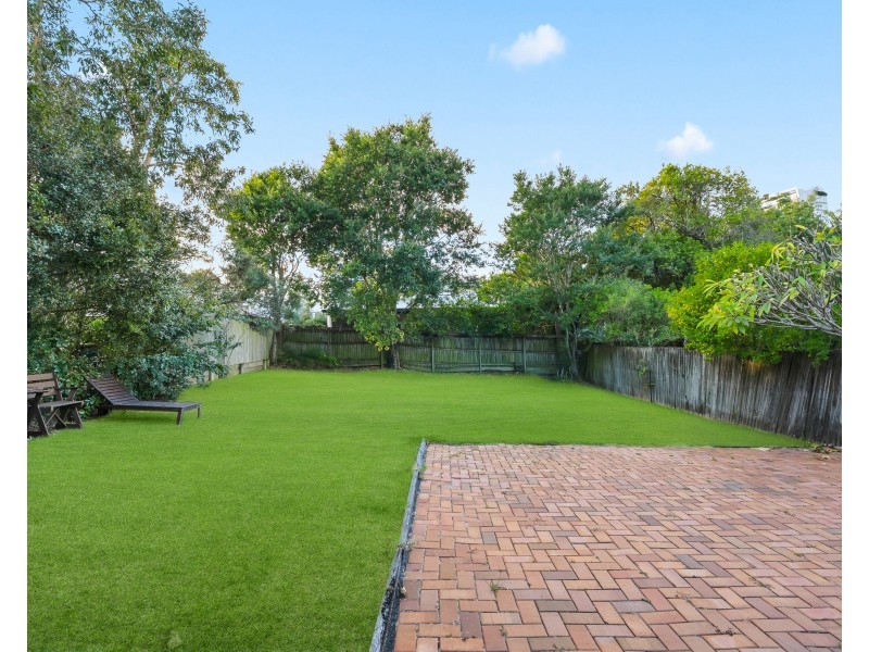 25 Taylor Street, Woolloongabba QLD 4102