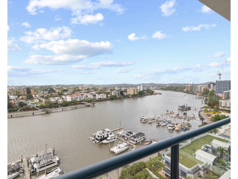 8 Goodwin Street Goodwin Street, Kangaroo Point QLD 4169