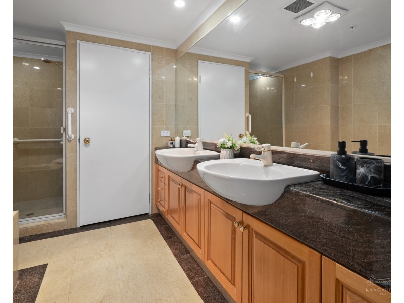 8 Goodwin Street Goodwin Street, Kangaroo Point QLD 4169