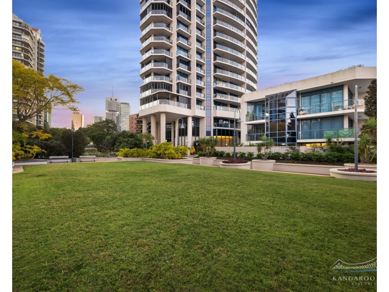 8 Goodwin Street Goodwin Street, Kangaroo Point QLD 4169