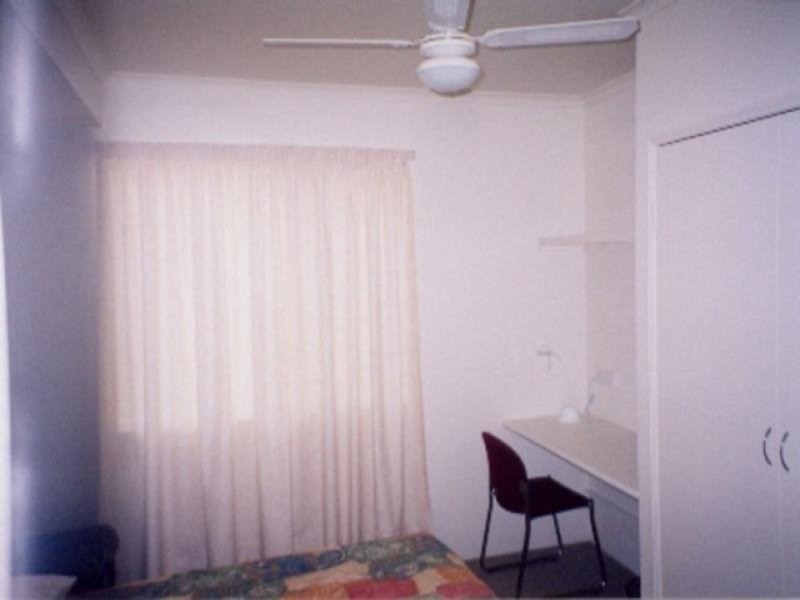 11/5 Uniplaza Crt, Kearneys Spring QLD 4350