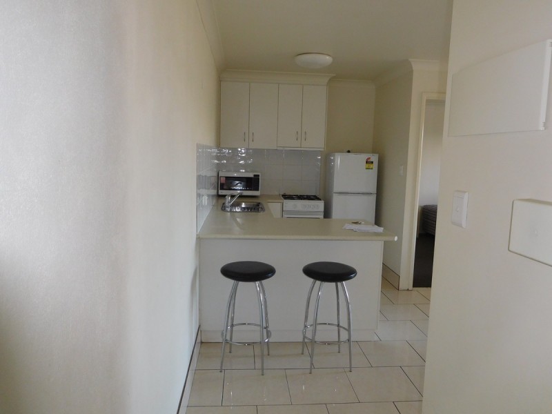5/1-3 Uniplaza Court, Kearneys Spring QLD 4350