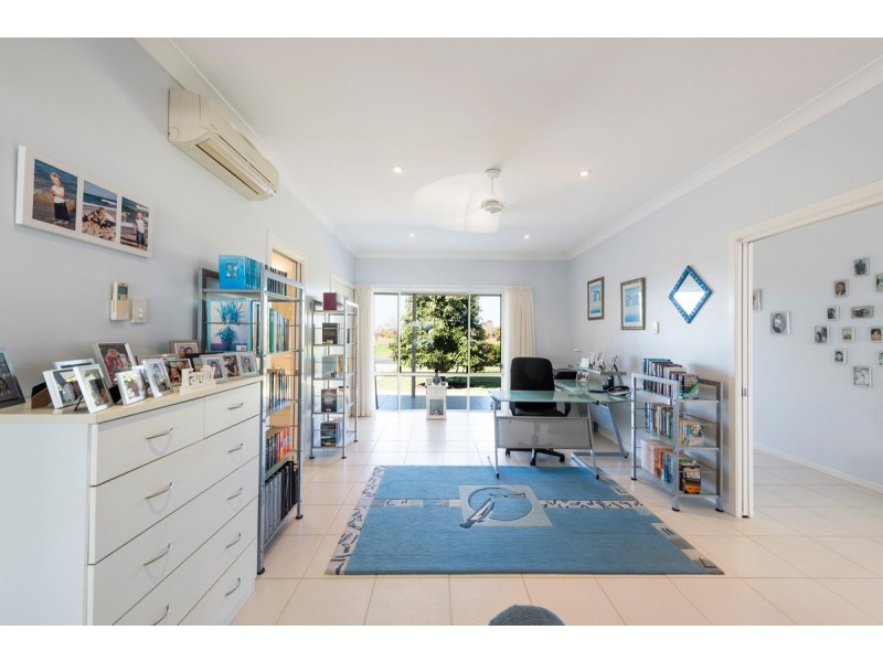 25 Lynhaven Crescent, Ulmarra NSW 2462