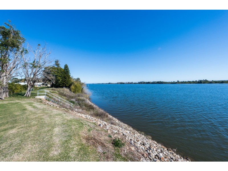 25 Lynhaven Crescent, Ulmarra NSW 2462