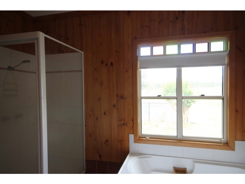 793 Armidale Road, Braunstone NSW 2460