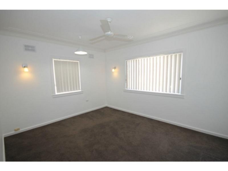 4 Robinson Avenue, Grafton NSW 2460