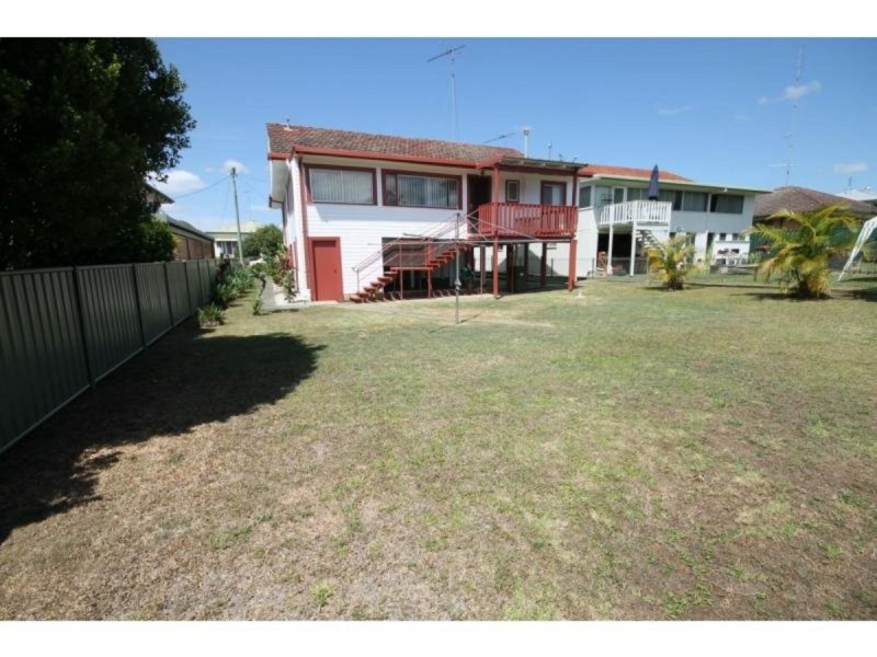 4 Robinson Avenue, Grafton NSW 2460