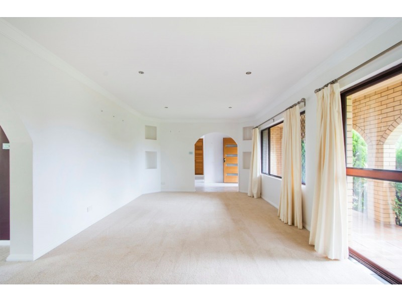 16 Trenayr Close, Junction Hill NSW 2460