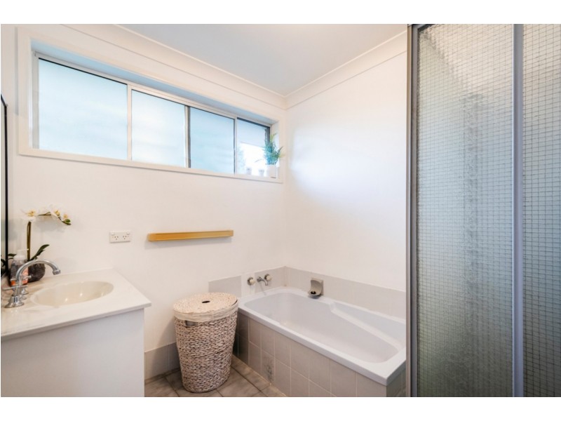 4 McLennan Close, Grafton NSW 2460