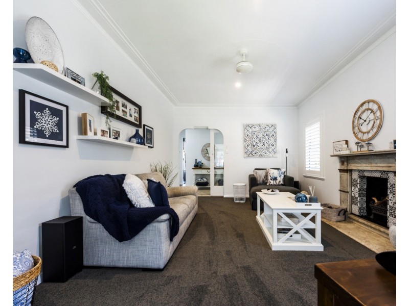 12 Robinson Avenue, Grafton NSW 2460